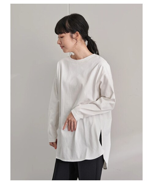 earth music&ecology（アースミュージックアンドエコロジー）の「ラウンドヘムレイヤードチュニック（トップス・オフホワイト・F）」の2枚目の写真