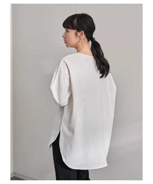 earth music&ecology（アースミュージックアンドエコロジー）の「ラウンドヘムレイヤードチュニック（トップス・オフホワイト・F）」の3枚目の写真