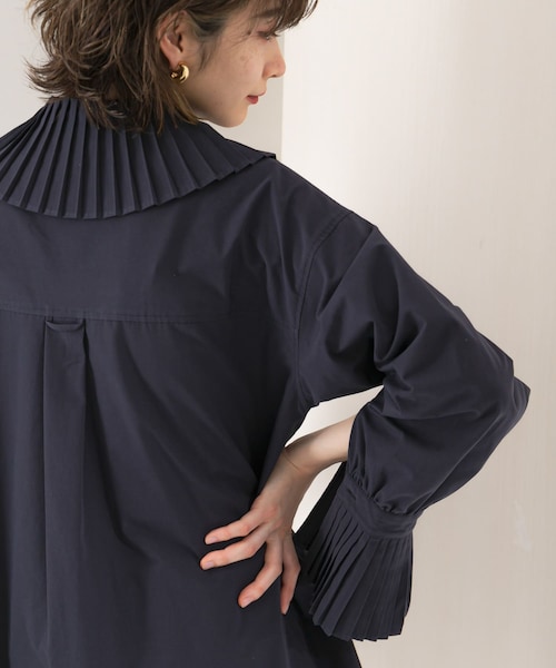 KBF + プリーツトップス KBF（ケイビーエフ）の「プリーツリラックストップス（）」 - WEAR