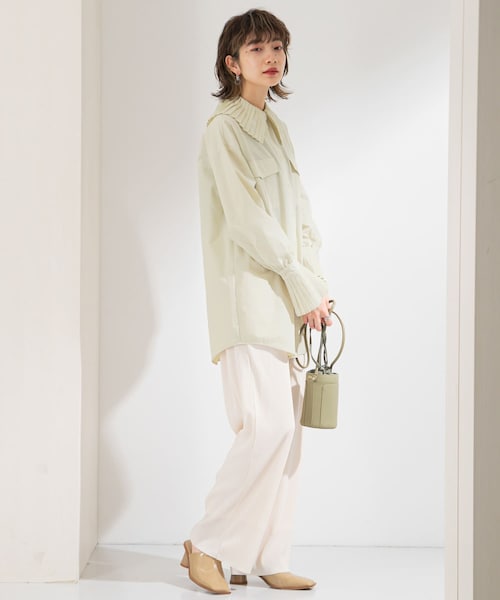 KBF + プリーツトップス KBF（ケイビーエフ）の「プリーツリラックストップス（）」 - WEAR