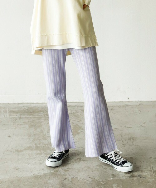 Auntie Rosa Holiday（アンティローザホリデー）の「ストライプフレアパンツ（その他パンツ・レディース・グリーン/パープル/ブラウン・FREE）」の3枚目の写真