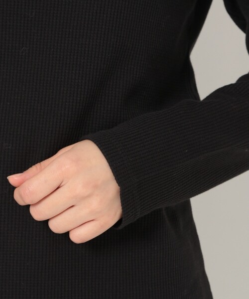 mysty woman(ミスティウーマン)の「バックシャンアシメネックプルオーバー(トップス・レディース・オフホワイト/ブラック/カーキ・F)」の19枚目の写真