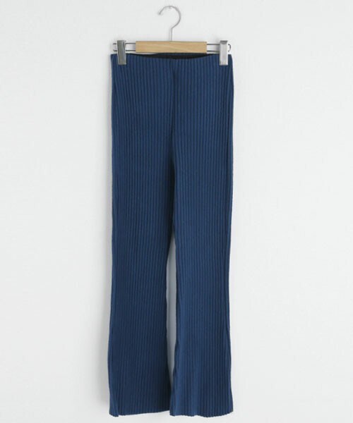 DHOLIC(ディーホリック)の「リブブーツカットパンツ(その他パンツ・レディース・ホワイト/ブルー/ブラック/ブラウン・FREE)」の4枚目の写真