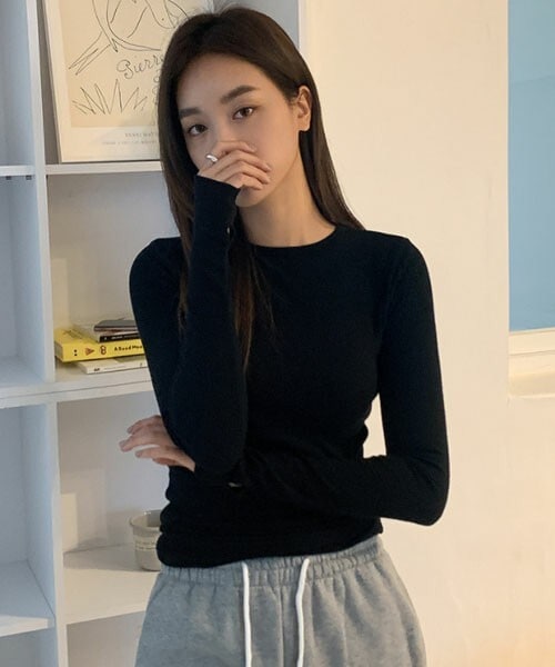 DHOLIC STYLE（ディーホリックスタイル）の「[freeyou] スリムフィットTシャツ（Tシャツ/カットソー・レディース・ホワイト/ブラック/グレー/ブラウン・FREE）」の2枚目の写真