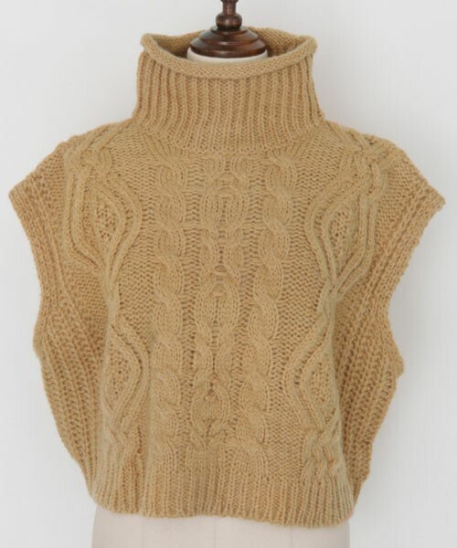 DHOLIC STYLE（ディーホリックスタイル）の「[qnigirls] ハイネックツイストニットベスト（ベスト・レディース・ホワイト/ブラック/ベージュ・FREE）」の3枚目の写真