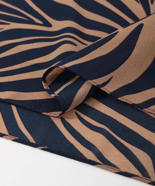 SENSE OF PLACE by URBAN RESEARCH（センスオブプレイスバイアーバンリサーチ）の「ゼブラロングスカーフ（その他・レディース・IVORY/BROWN・one）」の8枚目の写真