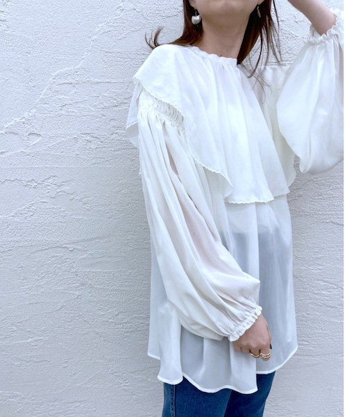 mystic（ミスティック）の「ギャザーリングビッグカラーブラウス（シャツ/ブラウス・レディース・アイボリー/ベージュ/イエロー/ブラック・F）」の2枚目の写真