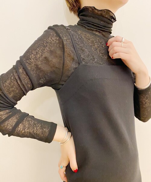 SHENERY(シーナリー)の「シアーハイネックカットソー(Tシャツ/カットソー・レディース・オフホワイト/パープル/ライトグレー/ブラック・F)」の2枚目の写真