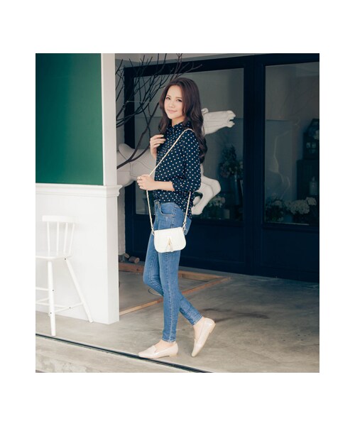 gracegift（グレースギフト）の「微方頭鏡面漆皮簡約樂福鞋（シューズ・レディース・杏色/黑・35/36/37/38/39/40/41）」の6枚目の写真