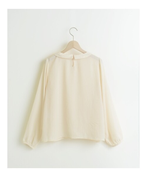 MAJESTIC LEGON（マジェスティックレゴン）の「○レースレイヤードブラウス（トップス・レディース・オフ/アイボリー/ブラック・Free）」の2枚目の写真