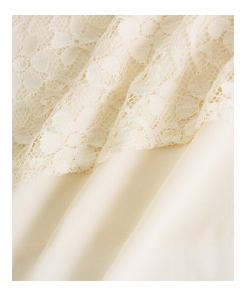 MAJESTIC LEGON（マジェスティックレゴン）の「○レースレイヤードブラウス（トップス・レディース・オフ/アイボリー/ブラック・Free）」の5枚目の写真