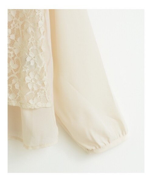 MAJESTIC LEGON（マジェスティックレゴン）の「○レースレイヤードブラウス（トップス・レディース・オフ/アイボリー/ブラック・Free）」の4枚目の写真