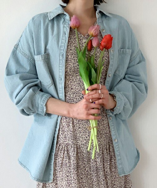 DHOLIC（ディーホリック）の「デニムシャツ（シャツ/ブラウス・レディース・ブルー/ブラック/その他・ONESIZE）」の3枚目の写真