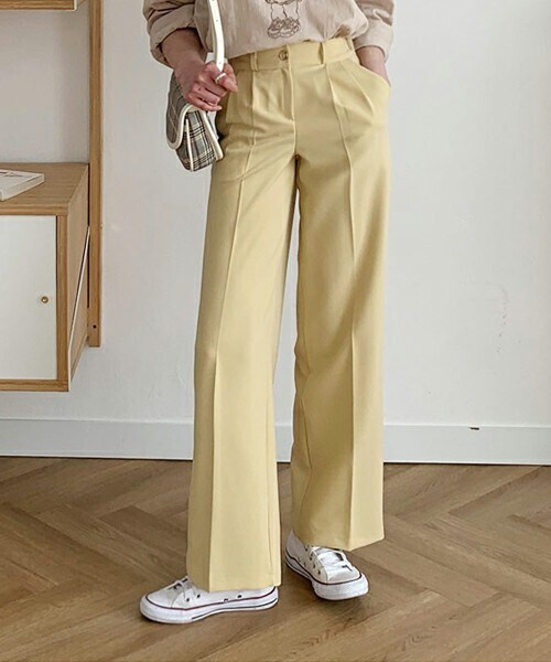 DHOLIC（ディーホリック）の「タックワイドスラックス（スラックス・レディース・グリーン/ベージュ/ホワイト/イエロー/ピンク・ONESIZE）」の4枚目の写真