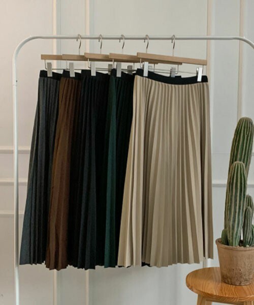 DHOLIC STYLE（ディーホリックスタイル）の「[ririnco] ウール混ロング丈プリーツスカート（スカート・レディース・ベージュ/ブラウン/グレー/グリーン/ブラック・FREE）」の5枚目の写真