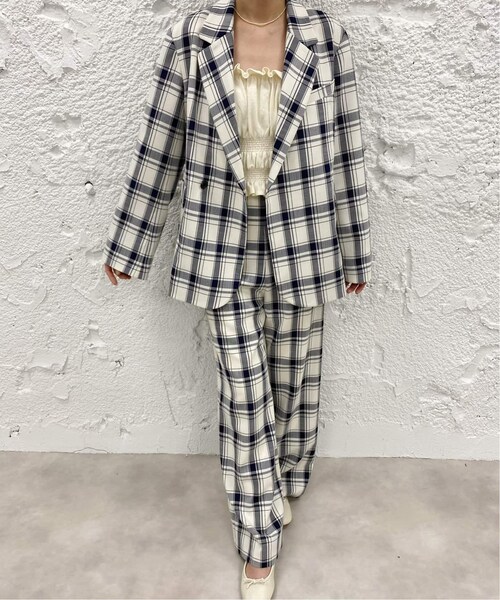 Charles Chaton(シャルルシャトン)の「《予約》ナードパンツ(パンツ・ネイビー/34/在庫あり/36)」の3枚目の写真