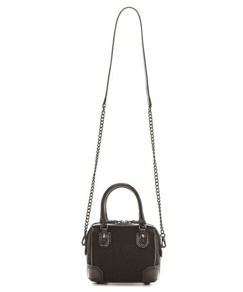 Alice and Olivia（アリスオリヴィア）の「alice + olivia Mini Olivia Bag（ショルダーバッグ・Black・One Size）」の2枚目の写真