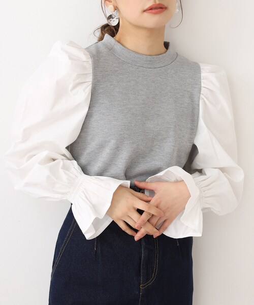 one after another NICE CLAUP(ワンアフターアナザーナイスクラップ)の「袖コンシャス異素材トップス(Tシャツ/カットソー・レディース・オフホワイト/ベージュ/グレー/ブラック・0)」の2枚目の写真
