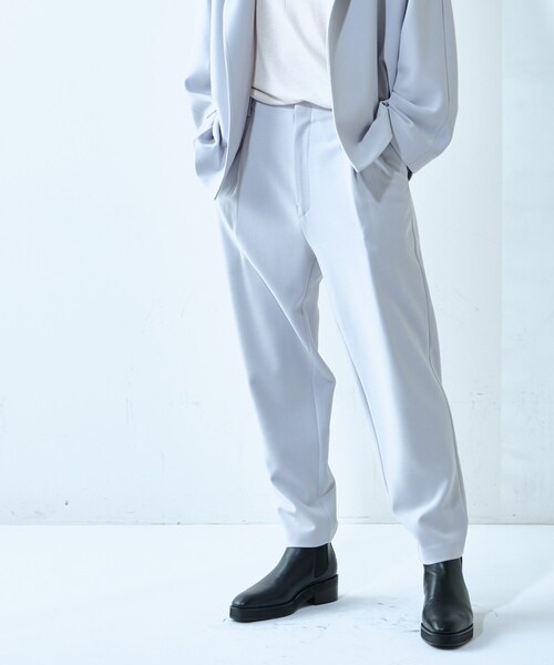 Lui's(ルイス)の「ドライダブルクロススリムテーパードパンツ(その他パンツ・メンズ・ブラウン/ライトグレー・S/M)」の2枚目の写真