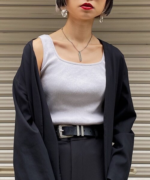 PAGEBOY（ページボーイ）の「シームレスリブタンク【83番色のみ先行予約】（トップス・ブラック/グレージュ/ターコイズ/ラベンダー）」の8枚目の写真