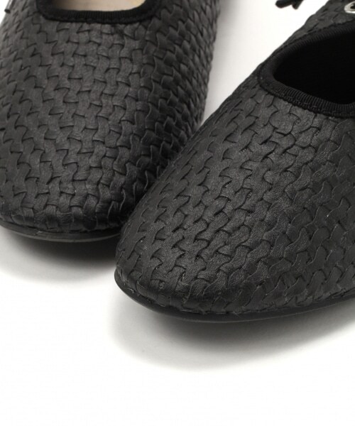 studio CLIP（スタディオクリップ）の「PUメッシュフラットシューズ（シューズ・ホワイト/ブラック）」の7枚目の写真