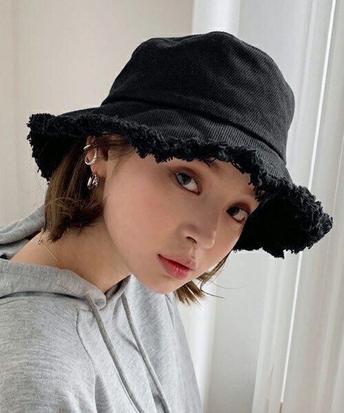 DHOLIC（ディーホリック）の「フリンジバケットハット（ハット・レディース・ベージュ/ホワイト/ブラック・ONESIZE）」の3枚目の写真