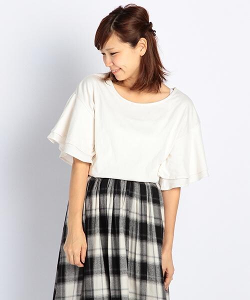 RAY CASSIN（レイカズン）の「【STYLE BOOK掲載】袖Ｗフリルプル（トップス・レディース・ブラック/ネイビー/オフシロ/杢グレー・FREE）」の4枚目の写真