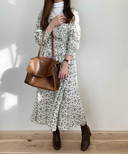 chocomee（チョコミー）の「2way花柄ガウン（その他アウター・レディース・ブラック/ホワイト・FREE）」の2枚目の写真