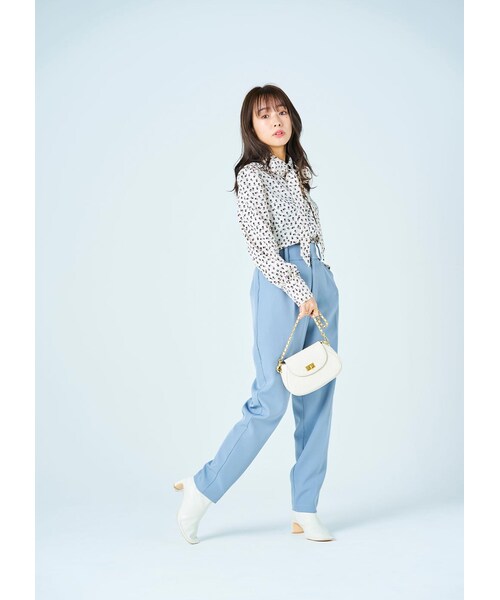 N WITH.(エヌウィズ)の「テーパードパンツ(その他パンツ・レディース・オフホワイト/ブルー/ブラック・S/M)」の7枚目の写真