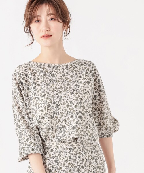 RIVE DROITE(リヴドロワ)の「《予約》【《華奢見せ効果抜群》手洗い可】フラワーボリュームスリーブブラウス(シャツ/ブラウス・レディース・オフホワイト/ネイビー・F)」の1枚目の写真