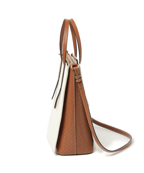 Andemiu(アンデミュウ)の「タテガタ3パーテーショントート(バッグ・ブラック(WEB限定)/キャメル/ライトグリーン)」の5枚目の写真