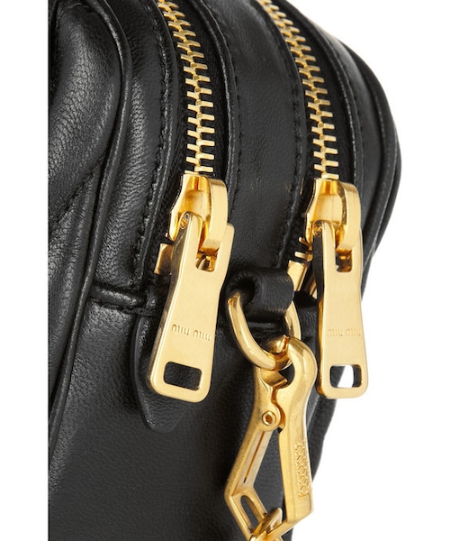 miu miu（ミュウミュウ）の「Miu Miu Matelassé leather shoulder bag（クラッチバッグ・レディース・Black）」の3枚目の写真