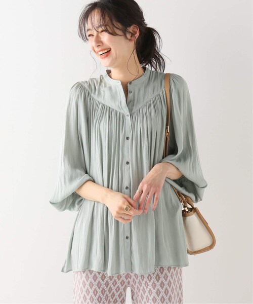 B.C STOCK(ベーセーストック)の「前開きサテンブラウス◆(トップス・グレー/フリー/在庫あり)」の22枚目の写真