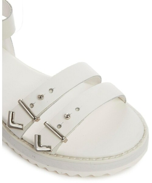 Shellys（-）の「Shellys London Shelly's London Flat Strap Buckle White Flat ...