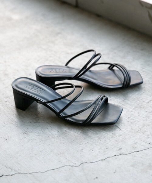 LOWRYS FARM(ローリーズファーム)の「ラインヒールサンダル(シューズ・オフ/ブラック/ゴールド/ブラウン/パープル)」の14枚目の写真