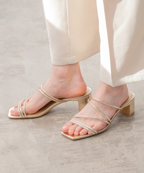 LOWRYS FARM(ローリーズファーム)の「ラインヒールサンダル(シューズ・オフ/ブラック/ゴールド/ブラウン/パープル)」の3枚目の写真