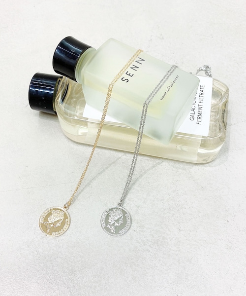 Lattice（Lattice）の「コインチャームネックレス（ネックレス・レディース・ゴールド/シルバー・0）」の2枚目の写真