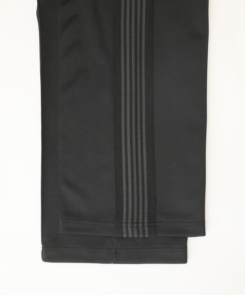 Needles（ニードルス）の「STUDIOUS限定 Narrow Track Pant（パンツ・メンズ・BLACK/BLUE・0(XS)/1(S)/2(M)/3(L)/4(XL)）」の19枚目の写真