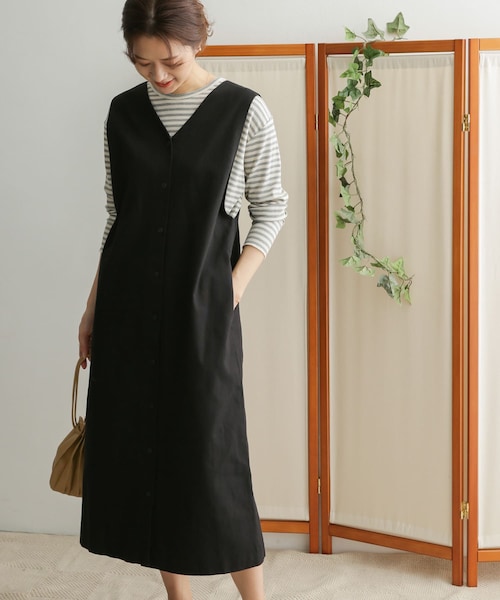 Vネック2Wayジャンバースカート URBAN RESEARCH DOORS（アーバンリサーチドアーズ）の「Vネック