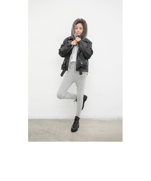 STYLENANDA（スタイルナンダ）の「ボーイフィットライダースジャケット（その他・レディース・ブラック・FRE）」の11枚目の写真