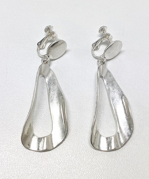 Lattice（Lattice）の「メタル下がりイヤリング（イヤリング・レディース・ゴールド/シルバー・0）」の2枚目の写真