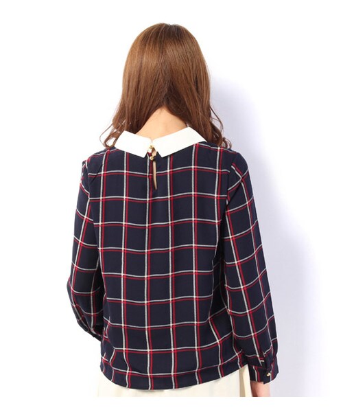 PAGEBOY(ページボーイ)の「柄×無地コンビ長袖プルオーバー(トップス・レディース・ホワイト系/チャコール系/ブラック系/レッド系/イエロー系/ネイビー系)」の8枚目の写真