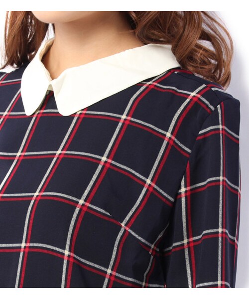 PAGEBOY(ページボーイ)の「柄×無地コンビ長袖プルオーバー(トップス・レディース・ホワイト系/チャコール系/ブラック系/レッド系/イエロー系/ネイビー系)」の10枚目の写真