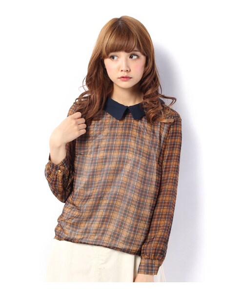 PAGEBOY(ページボーイ)の「柄×無地コンビ長袖プルオーバー(トップス・レディース・ホワイト系/チャコール系/ブラック系/レッド系/イエロー系/ネイビー系)」の2枚目の写真