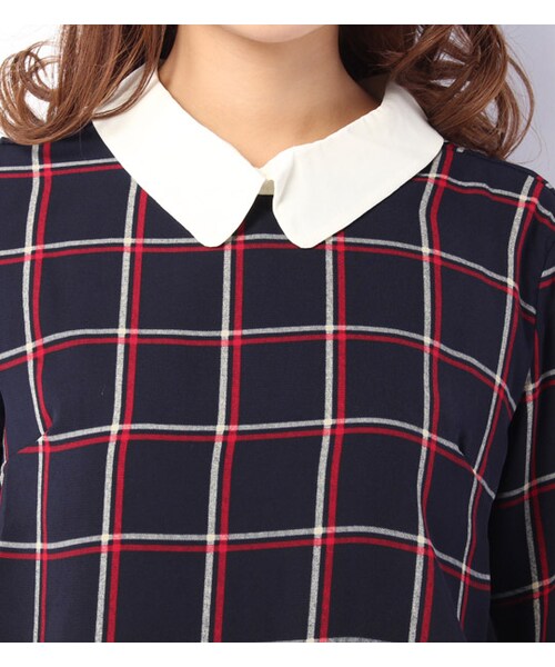 PAGEBOY(ページボーイ)の「柄×無地コンビ長袖プルオーバー(トップス・レディース・ホワイト系/チャコール系/ブラック系/レッド系/イエロー系/ネイビー系)」の11枚目の写真