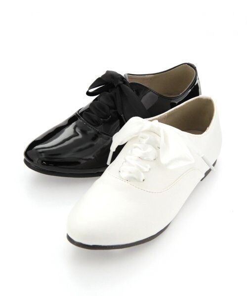 GLOBAL WORK(グローバルワーク)の「レースアップシューズ14FW(シューズ・レディース・ホワイト05/ブラック09・S(22-22.5cm)/M(23-23.5cm)/L(24-24.5cm))」の8枚目の写真