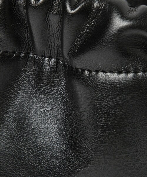 PAGEBOY（ページボーイ）の「【PAGEBOYLIM】レザーキンチャクバック【WEB先行予約アイテム】（バッグ・レディース・ブラック/オフホワイト・なし）」の16枚目の写真
