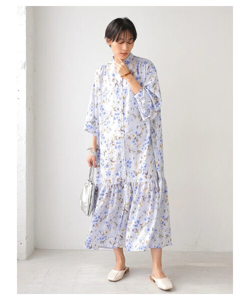 AMERICAN HOLIC（アメリカンホリック）の「サテンティアードワンピース（ワンピース/ドレス・サックスブルー/ネイビー・F）」の2枚目の写真