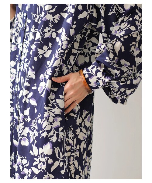 AMERICAN HOLIC（アメリカンホリック）の「サテンティアードワンピース（ワンピース/ドレス・サックスブルー/ネイビー・F）」の11枚目の写真