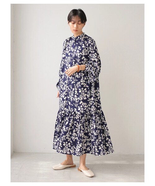 AMERICAN HOLIC（アメリカンホリック）の「サテンティアードワンピース（ワンピース/ドレス・サックスブルー/ネイビー・F）」の6枚目の写真